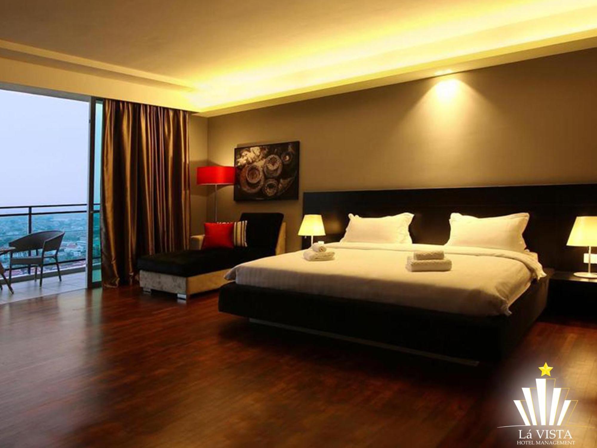 The Shore Hotel & Residences By La Vista Malacca Exterior foto